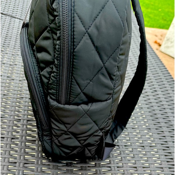 NWT Vera Bradley Quilted Ultralight COMPACT Backpack in Black - Picture 9 of 10